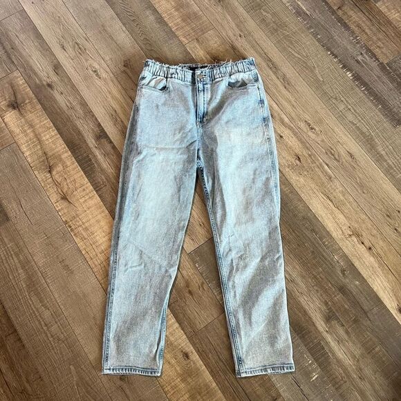 Hollister ultra high rise mom jeans size M - Picture 1 of 7